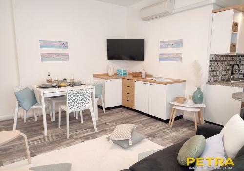 Appartamento Deledda 7 - bilocale 4 posti letto - SAN BENEDETTO DEL TRONTO